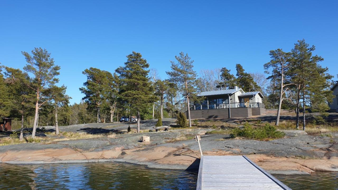 Bastoe Hotel & Stugby Palsbole Exterior photo