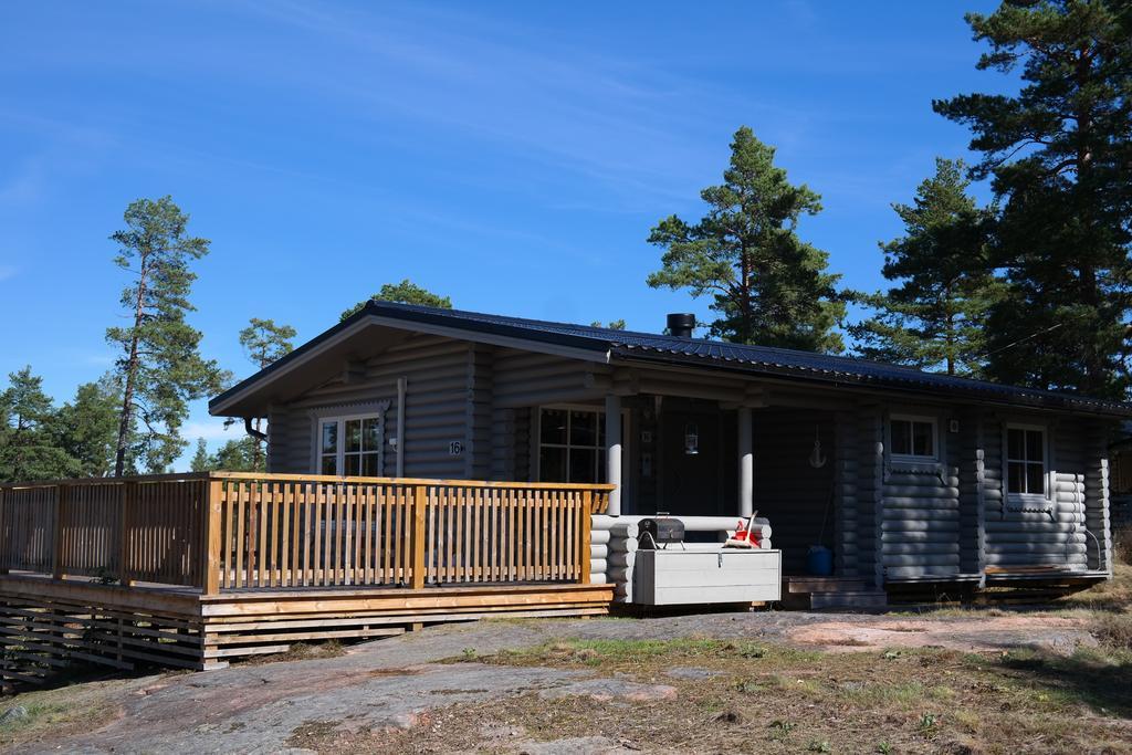 Bastoe Hotel & Stugby Palsbole Exterior photo