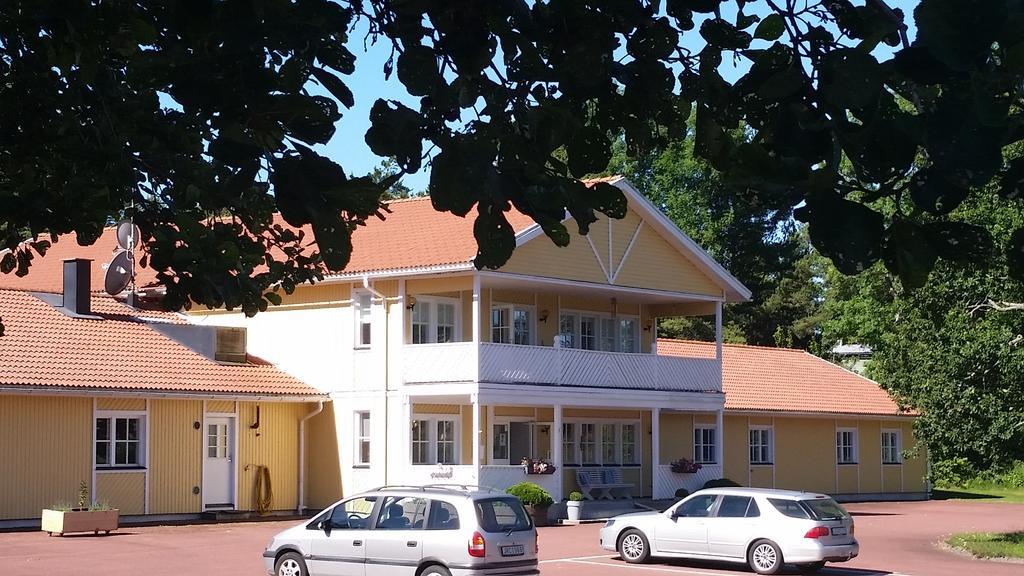 Bastoe Hotel & Stugby Palsbole Exterior photo